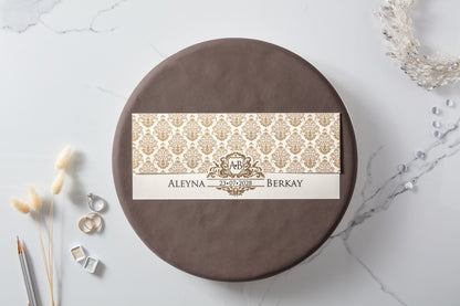 İklim Davetiye 10508 - Krem zemin altın damask desenli monogramlı şerit düğün davetiyesi