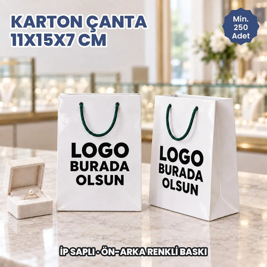 Karton çanta 11x15x7 cm: logonuzun basılacağı ön ve arka yüzü gösteren ip saplı kâğıt çanta