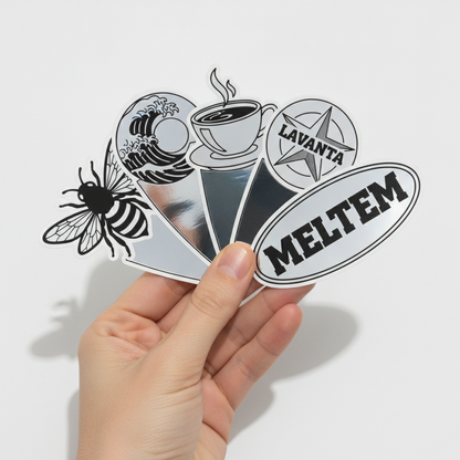 Elde tam kesim gümüş metalize sticker çeşitleri — ayna krom parlaklık