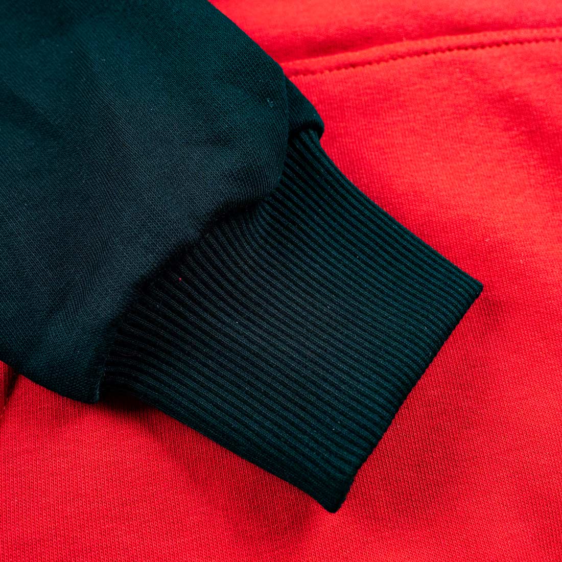 Baskılı Reglan Gövde Kapüşonlu Sweatshirt Kırmızı - 3 İplik Şardonsuz